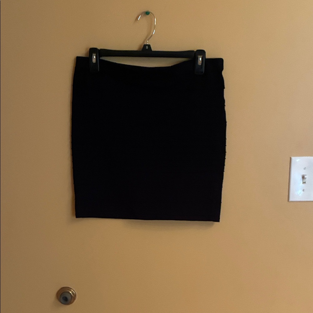 BONGO Classic Black Pencil Skirt